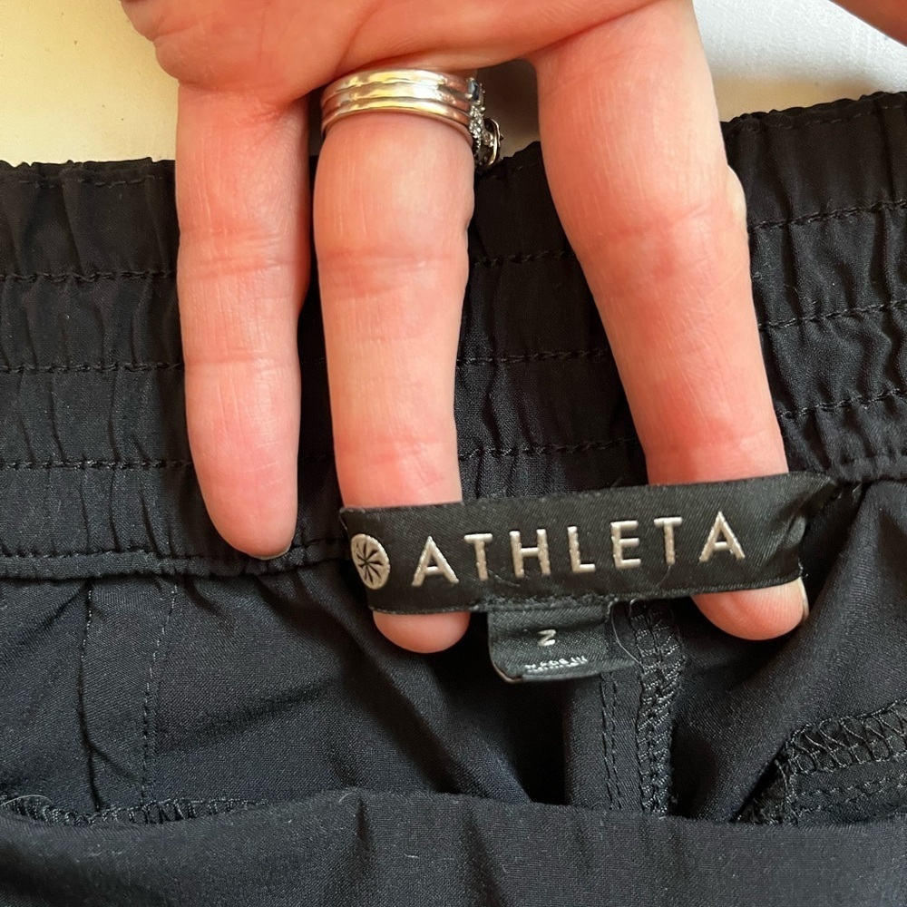 Athleta Trekkie Pull-on Black Athletic Ankle Pants Size 2 - Picture 4 of 6